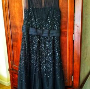 Ann Taylor Black Cocktail Dress Size 2